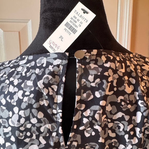 Talbots Black and White Print Blouse with 3/4 length sleeves NWT - Picture 4 of 10